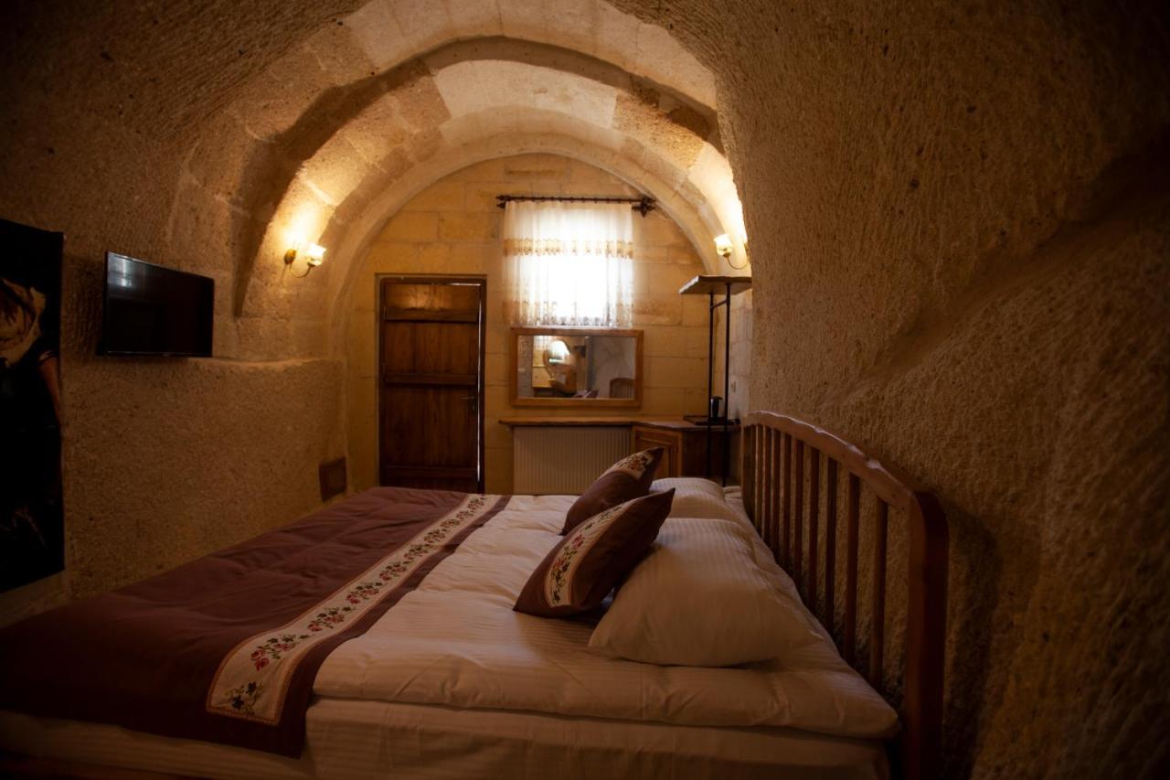 Narcissos Cave Hotel อูร์กุบ ภายนอก รูปภาพ