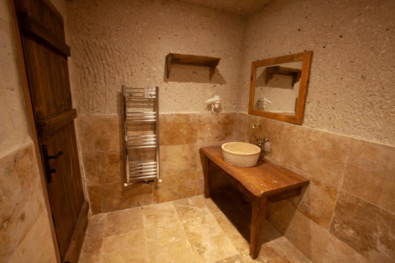 Narcissos Cave Hotel อูร์กุบ ภายนอก รูปภาพ