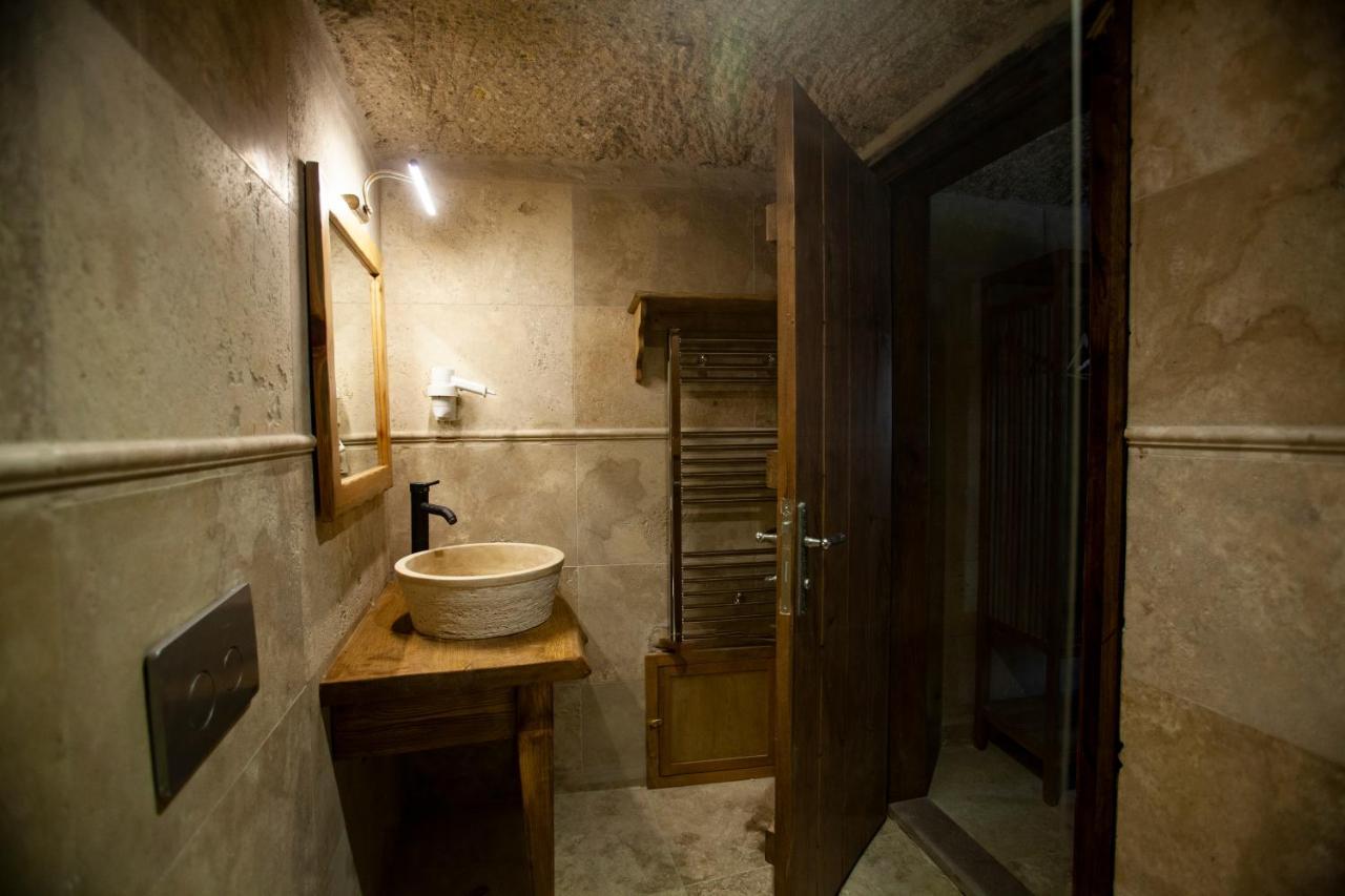 Narcissos Cave Hotel อูร์กุบ ภายนอก รูปภาพ