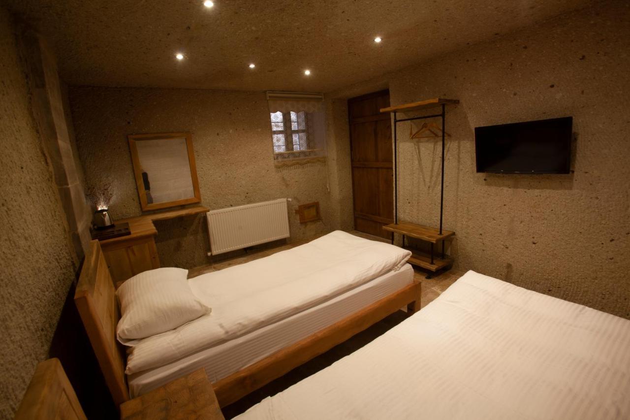 Narcissos Cave Hotel อูร์กุบ ภายนอก รูปภาพ