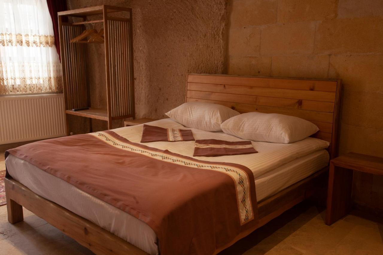 Narcissos Cave Hotel อูร์กุบ ภายนอก รูปภาพ