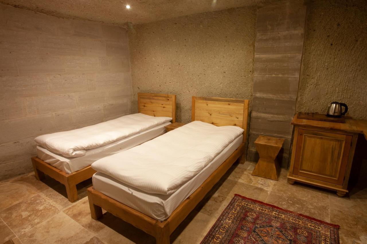 Narcissos Cave Hotel อูร์กุบ ภายนอก รูปภาพ