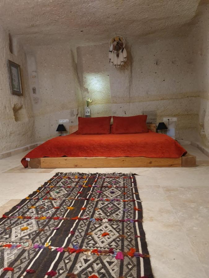 Narcissos Cave Hotel อูร์กุบ ภายนอก รูปภาพ