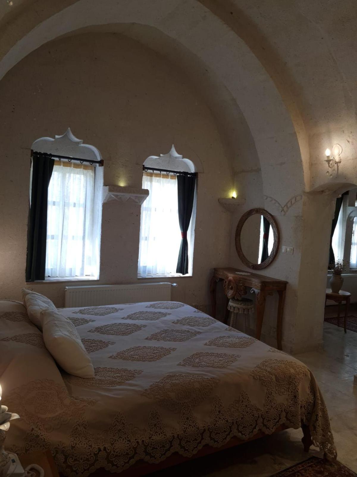 Narcissos Cave Hotel อูร์กุบ ภายนอก รูปภาพ